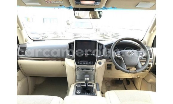Acheter Import Voiture Toyota Land Cruiser Noir à Import - Dubai, Adamawa Acheter Import Voiture Toyota Land Cruiser Noir à Import - Dubai, Adamawa