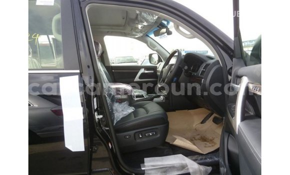 Acheter Import Voiture Toyota Land Cruiser Noir à Import - Dubai, Adamawa Acheter Import Voiture Toyota Land Cruiser Noir à Import - Dubai, Adamawa