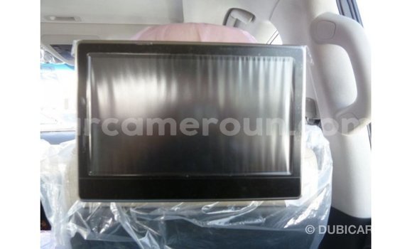 Acheter Import Voiture Toyota Land Cruiser Noir à Import - Dubai, Adamawa Acheter Import Voiture Toyota Land Cruiser Noir à Import - Dubai, Adamawa
