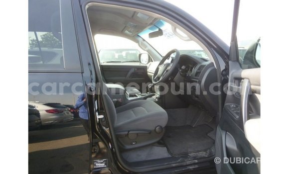 Acheter Import Voiture Toyota Land Cruiser Noir à Import - Dubai, Adamawa Acheter Import Voiture Toyota Land Cruiser Noir à Import - Dubai, Adamawa