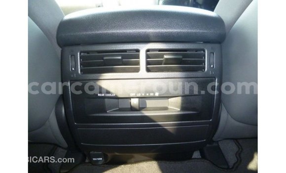 Acheter Import Voiture Toyota Land Cruiser Noir à Import - Dubai, Adamawa Acheter Import Voiture Toyota Land Cruiser Noir à Import - Dubai, Adamawa