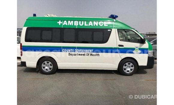 Buy Import Toyota Hiace White Car in Import - Dubai in Adamawa Buy Import Toyota Hiace White Car in Import - Dubai in Adamawa