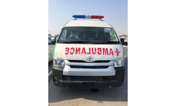 Buy Import Toyota Hiace White Car in Import - Dubai in Adamawa Buy Import Toyota Hiace White Car in Import - Dubai in Adamawa