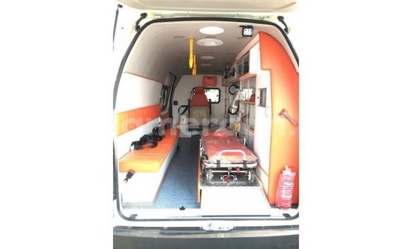 Buy Import Toyota Hiace White Car in Import - Dubai in Adamawa Buy Import Toyota Hiace White Car in Import - Dubai in Adamawa