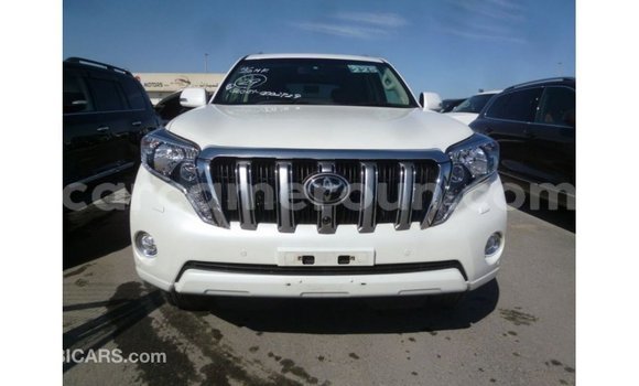 Acheter Import Voiture Toyota Prado Blanc à Import - Dubai, Adamawa Acheter Import Voiture Toyota Prado Blanc à Import - Dubai, Adamawa