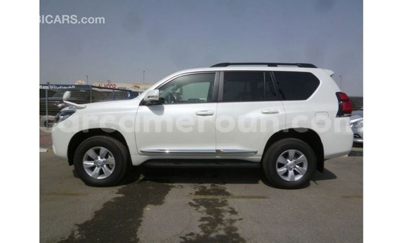 Sayi Imported Toyota Prado White Mota in Import - Dubai a Adamawa Sayi Imported Toyota Prado White Mota in Import - Dubai a Adamawa