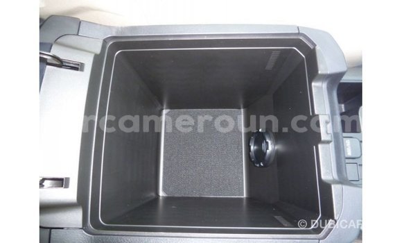 Sayi Imported Toyota Prado White Mota in Import - Dubai a Adamawa Sayi Imported Toyota Prado White Mota in Import - Dubai a Adamawa