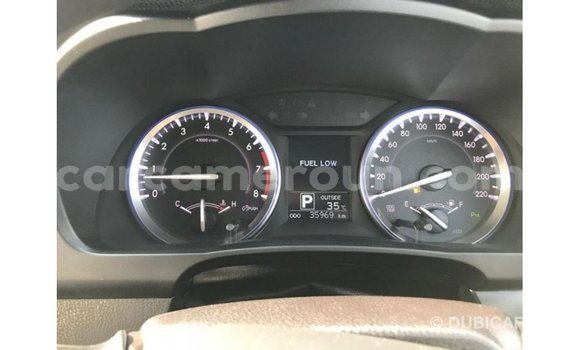 Sayi Imported Toyota Kluger White Mota in Import - Dubai a Adamawa Sayi Imported Toyota Kluger White Mota in Import - Dubai a Adamawa