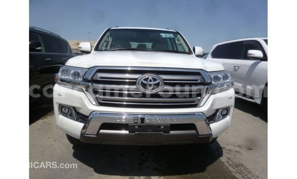 Sayi Imported Toyota Land Cruiser White Mota in Import - Dubai a Adamawa Sayi Imported Toyota Land Cruiser White Mota in Import - Dubai a Adamawa
