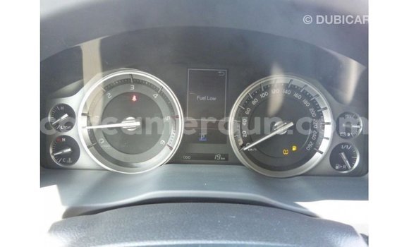 Acheter Import Voiture Toyota Land Cruiser Blanc à Import - Dubai, Adamawa Acheter Import Voiture Toyota Land Cruiser Blanc à Import - Dubai, Adamawa
