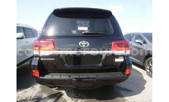 Acheter Import Voiture Toyota Land Cruiser Noir à Import - Dubai, Adamawa Acheter Import Voiture Toyota Land Cruiser Noir à Import - Dubai, Adamawa