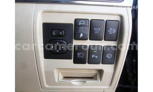 Acheter Import Voiture Toyota Land Cruiser Noir à Import - Dubai, Adamawa Acheter Import Voiture Toyota Land Cruiser Noir à Import - Dubai, Adamawa