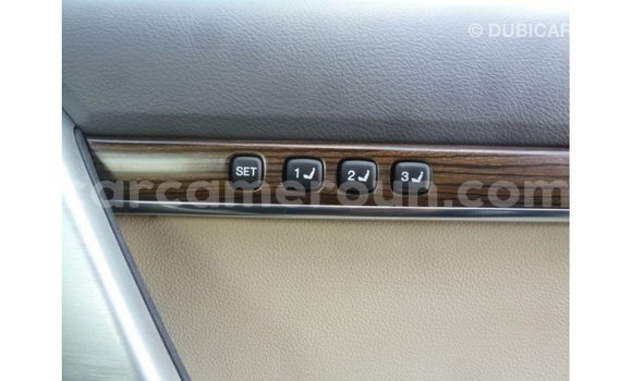 Acheter Import Voiture Toyota Land Cruiser Noir à Import - Dubai, Adamawa Acheter Import Voiture Toyota Land Cruiser Noir à Import - Dubai, Adamawa