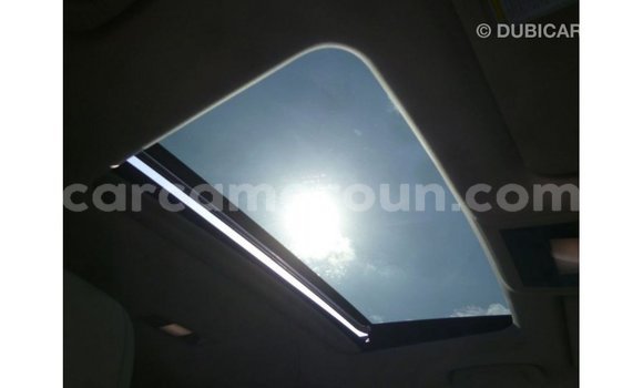 Acheter Import Voiture Toyota Land Cruiser Noir à Import - Dubai, Adamawa Acheter Import Voiture Toyota Land Cruiser Noir à Import - Dubai, Adamawa