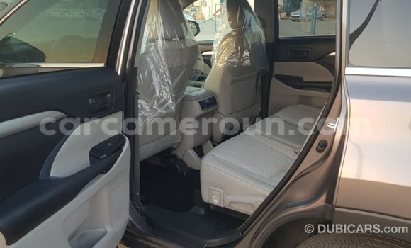 Acheter Import Voiture Toyota Highlander Autre à Import - Dubai, Adamawa Acheter Import Voiture Toyota Highlander Autre à Import - Dubai, Adamawa