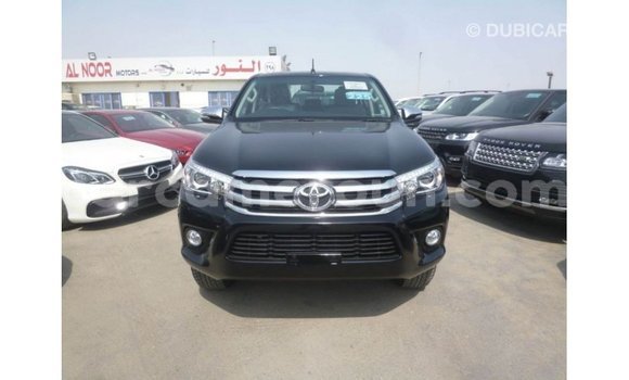 Acheter Import Voiture Toyota Hilux Noir à Import - Dubai, Adamawa Acheter Import Voiture Toyota Hilux Noir à Import - Dubai, Adamawa