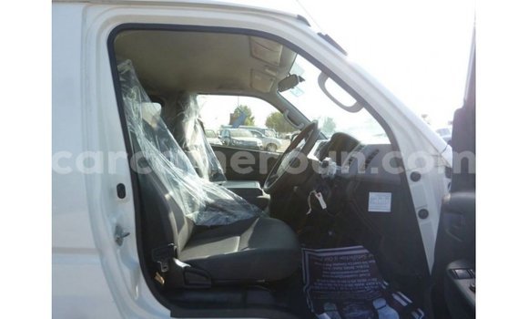 Buy Import Toyota Hiace White Car in Import - Dubai in Adamawa Buy Import Toyota Hiace White Car in Import - Dubai in Adamawa