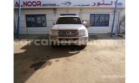Sayi Imported Toyota Land Cruiser White Mota in Import - Dubai a Adamawa Sayi Imported Toyota Land Cruiser White Mota in Import - Dubai a Adamawa
