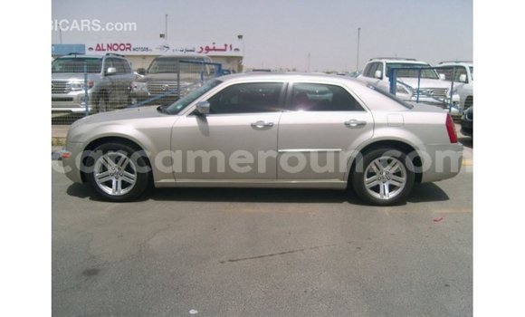 Acheter Import Voiture Chrysler 300 Beige à Import - Dubai, Adamawa Acheter Import Voiture Chrysler 300 Beige à Import - Dubai, Adamawa