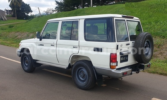 Buy Import Toyota Land Cruiser White Car in Yaounde in Central Cameroon Buy Import Toyota Land Cruiser White Car in Yaounde in Central Cameroon
