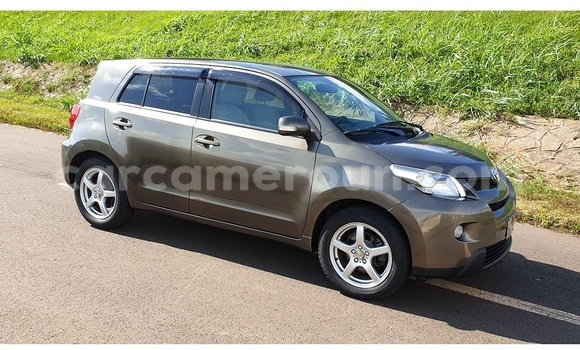 Acheter Import Voiture Toyota Urban Cruiser Gris à Yaoundé, Central Cameroon Acheter Import Voiture Toyota Urban Cruiser Gris à Yaoundé, Central Cameroon