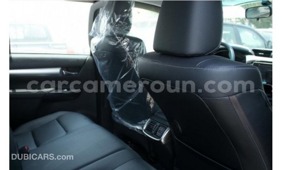 Sayi Imported Toyota Hilux Sauran Mota in Import - Dubai a Adamawa Sayi Imported Toyota Hilux Sauran Mota in Import - Dubai a Adamawa