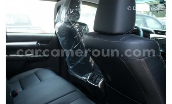 Sayi Imported Toyota Hilux Sauran Mota in Import - Dubai a Adamawa Sayi Imported Toyota Hilux Sauran Mota in Import - Dubai a Adamawa