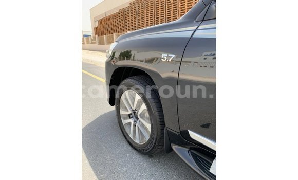 Acheter Import Voiture Toyota Land Cruiser Noir à Import - Dubai, Adamawa Acheter Import Voiture Toyota Land Cruiser Noir à Import - Dubai, Adamawa