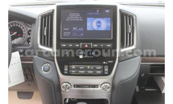 Sayi Imported Toyota Land Cruiser White Mota in Import - Dubai a Adamawa Sayi Imported Toyota Land Cruiser White Mota in Import - Dubai a Adamawa