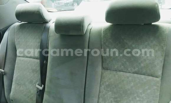 Sayi Na hannu Toyota Corolla Red Mota in Douala a Ƙasar Kamaru Sayi Na hannu Toyota Corolla Red Mota in Douala a Ƙasar Kamaru