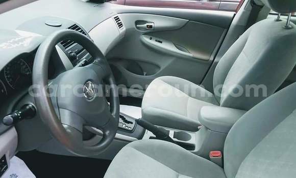 Sayi Na hannu Toyota Corolla Red Mota in Douala a Ƙasar Kamaru Sayi Na hannu Toyota Corolla Red Mota in Douala a Ƙasar Kamaru