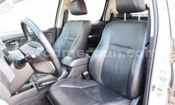 Sayi Na hannu Toyota Hilux M Mota in Douala a Ƙasar Kamaru Sayi Na hannu Toyota Hilux M Mota in Douala a Ƙasar Kamaru