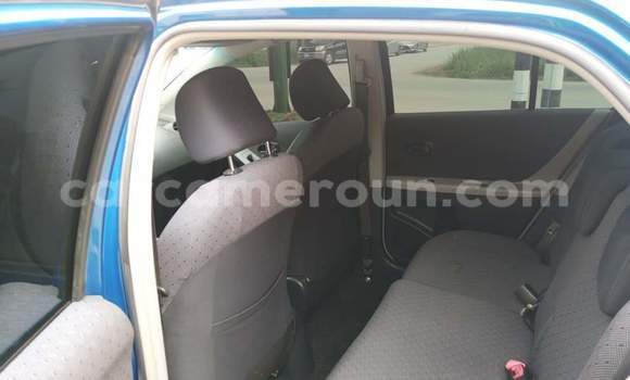 Sayi Na hannu Toyota Yaris Blue Mota in Douala a Ƙasar Kamaru Sayi Na hannu Toyota Yaris Blue Mota in Douala a Ƙasar Kamaru