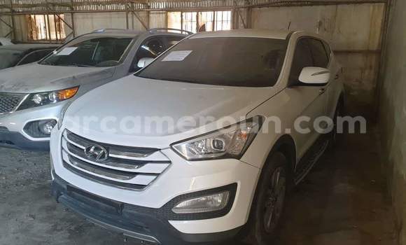 Acheter Occasion Voiture Hyundai Santa Fe Blanc à Douala, Littoral Cameroon Acheter Occasion Voiture Hyundai Santa Fe Blanc à Douala, Littoral Cameroon
