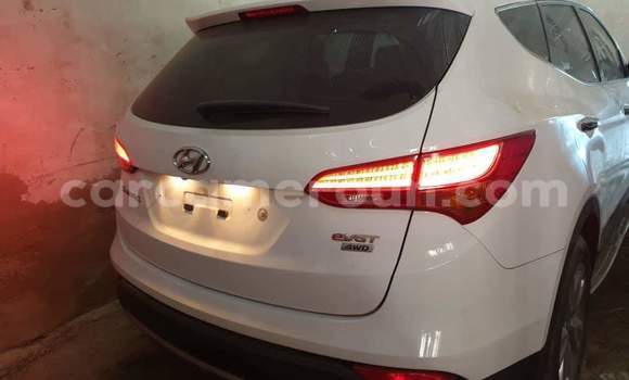 Acheter Occasion Voiture Hyundai Santa Fe Blanc à Douala, Littoral Cameroon Acheter Occasion Voiture Hyundai Santa Fe Blanc à Douala, Littoral Cameroon