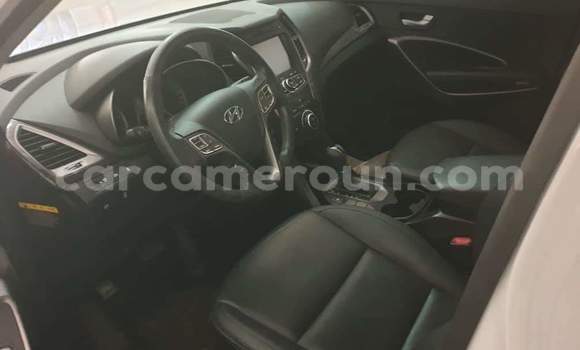 Acheter Occasion Voiture Hyundai Santa Fe Blanc à Douala, Littoral Cameroon Acheter Occasion Voiture Hyundai Santa Fe Blanc à Douala, Littoral Cameroon