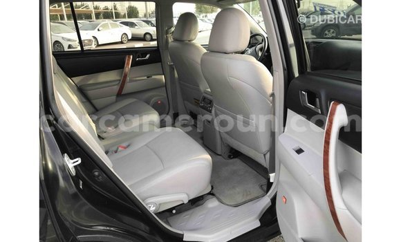 Acheter Import Voiture Toyota Highlander Noir à Import - Dubai, Adamawa Acheter Import Voiture Toyota Highlander Noir à Import - Dubai, Adamawa