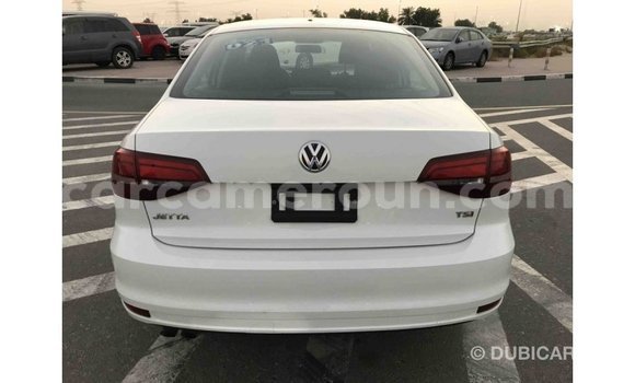 Acheter Import Voiture Volkswagen Jetta Blanc à Import - Dubai, Adamawa Acheter Import Voiture Volkswagen Jetta Blanc à Import - Dubai, Adamawa