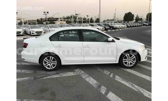 Acheter Import Voiture Volkswagen Jetta Blanc à Import - Dubai, Adamawa Acheter Import Voiture Volkswagen Jetta Blanc à Import - Dubai, Adamawa