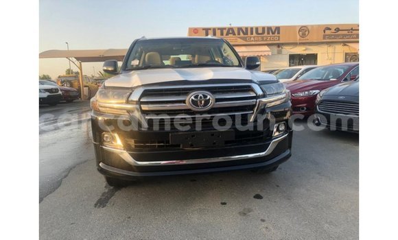 Acheter Import Voiture Toyota Land Cruiser Noir à Import - Dubai, Adamawa Acheter Import Voiture Toyota Land Cruiser Noir à Import - Dubai, Adamawa