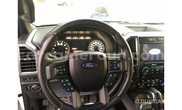 Sayi Imported Ford V8 White Mota in Import - Dubai a Adamawa Sayi Imported Ford V8 White Mota in Import - Dubai a Adamawa