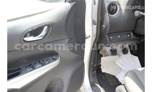 Acheter Import Voiture Nissan Navara Noir à Import - Dubai, Adamawa Acheter Import Voiture Nissan Navara Noir à Import - Dubai, Adamawa
