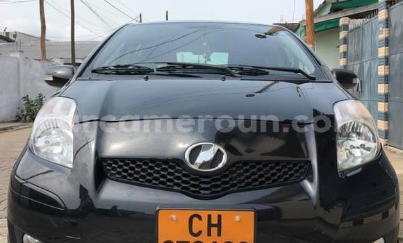 Sayi Na hannu Toyota Yaris Brown Mota in Douala a Ƙasar Kamaru Sayi Na hannu Toyota Yaris Brown Mota in Douala a Ƙasar Kamaru