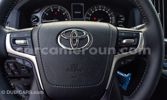 Sayi Imported Toyota Land Cruiser White Mota in Import - Dubai a Adamawa Sayi Imported Toyota Land Cruiser White Mota in Import - Dubai a Adamawa