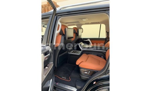 Acheter Import Voiture Toyota Land Cruiser Noir à Import - Dubai, Adamawa Acheter Import Voiture Toyota Land Cruiser Noir à Import - Dubai, Adamawa