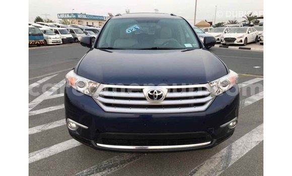 Acheter Import Voiture Toyota Highlander Bleu à Import - Dubai, Adamawa Acheter Import Voiture Toyota Highlander Bleu à Import - Dubai, Adamawa