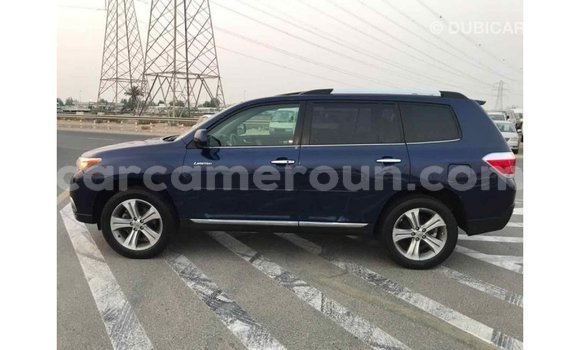 Acheter Import Voiture Toyota Highlander Bleu à Import - Dubai, Adamawa Acheter Import Voiture Toyota Highlander Bleu à Import - Dubai, Adamawa