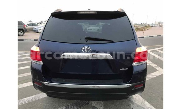 Acheter Import Voiture Toyota Highlander Bleu à Import - Dubai, Adamawa Acheter Import Voiture Toyota Highlander Bleu à Import - Dubai, Adamawa