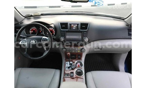 Acheter Import Voiture Toyota Highlander Bleu à Import - Dubai, Adamawa Acheter Import Voiture Toyota Highlander Bleu à Import - Dubai, Adamawa