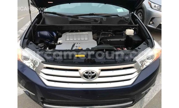 Acheter Import Voiture Toyota Highlander Bleu à Import - Dubai, Adamawa Acheter Import Voiture Toyota Highlander Bleu à Import - Dubai, Adamawa